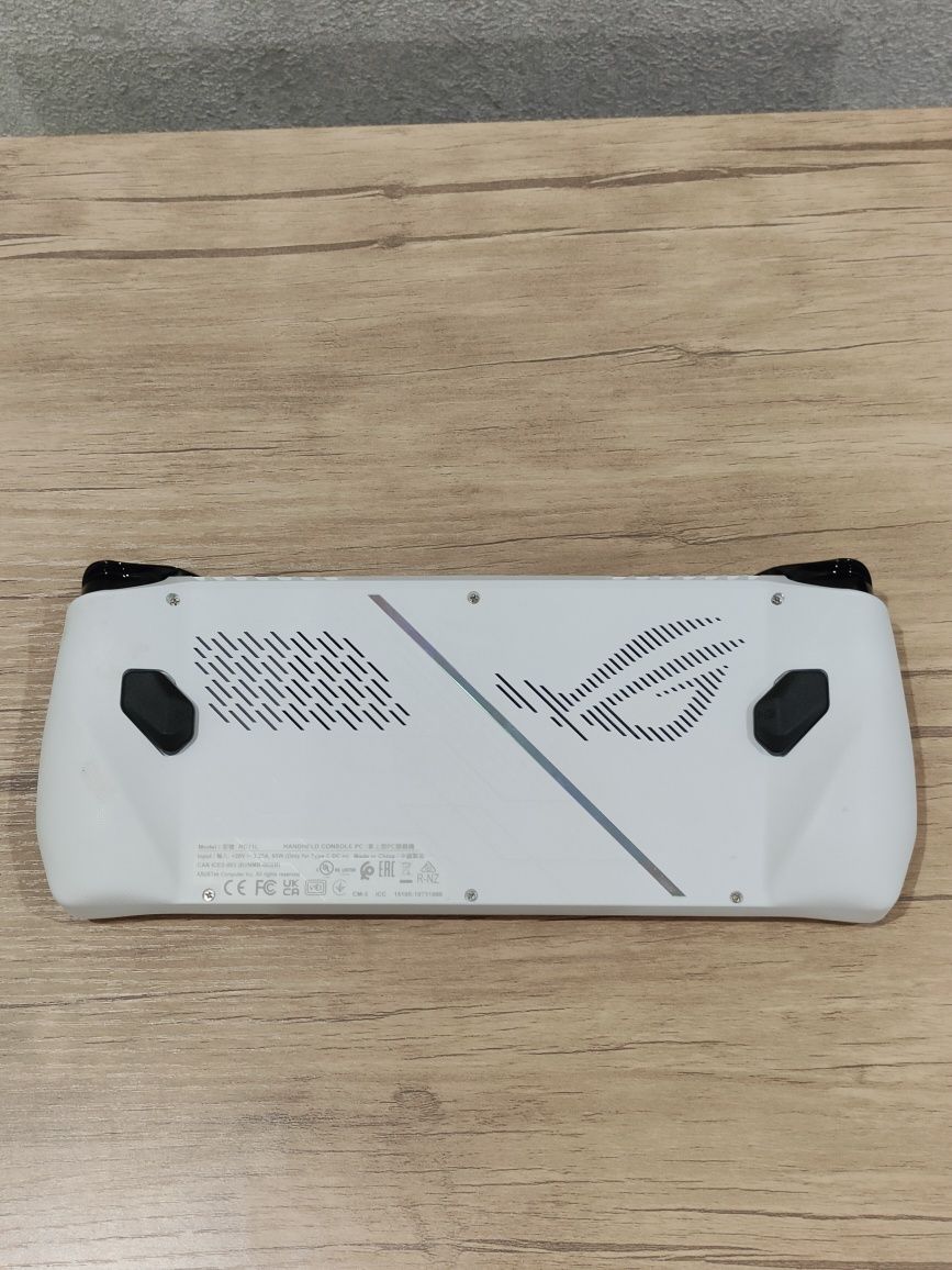 Rog ally Z1 extreme