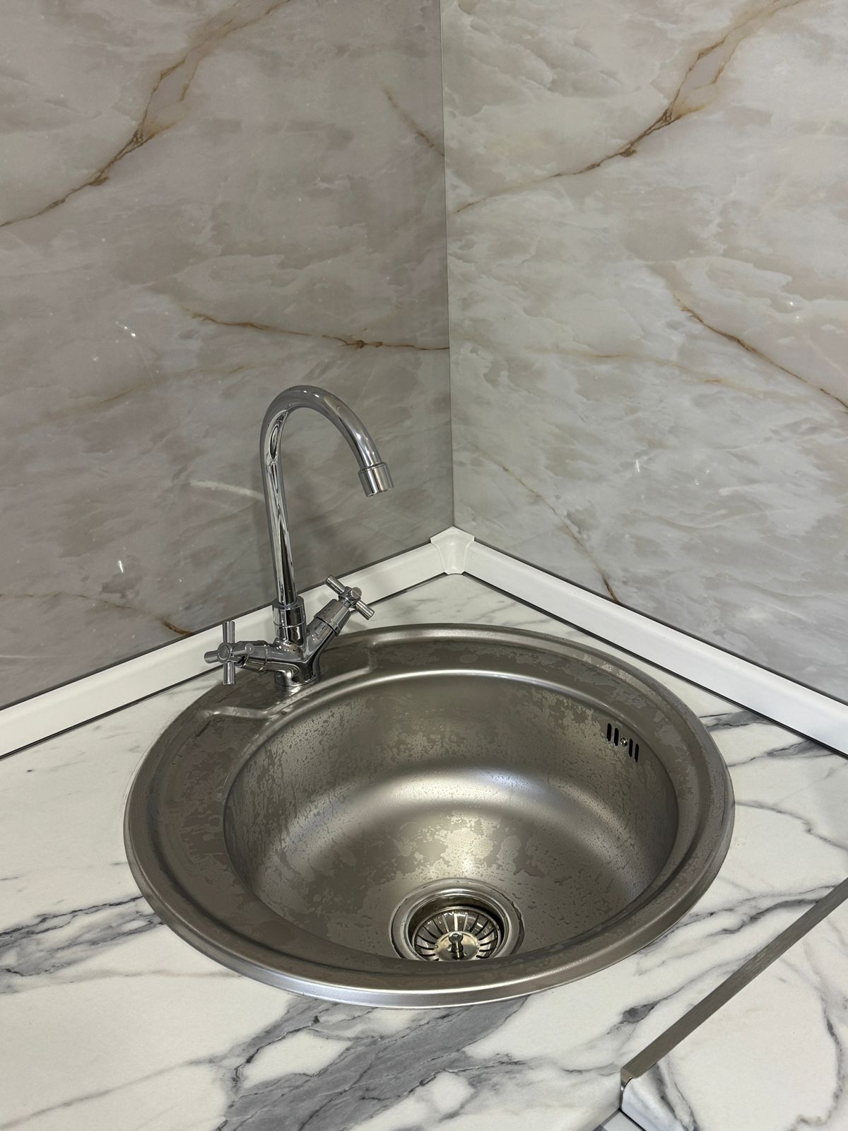 Продается 1к квартира, Новаторов 3
