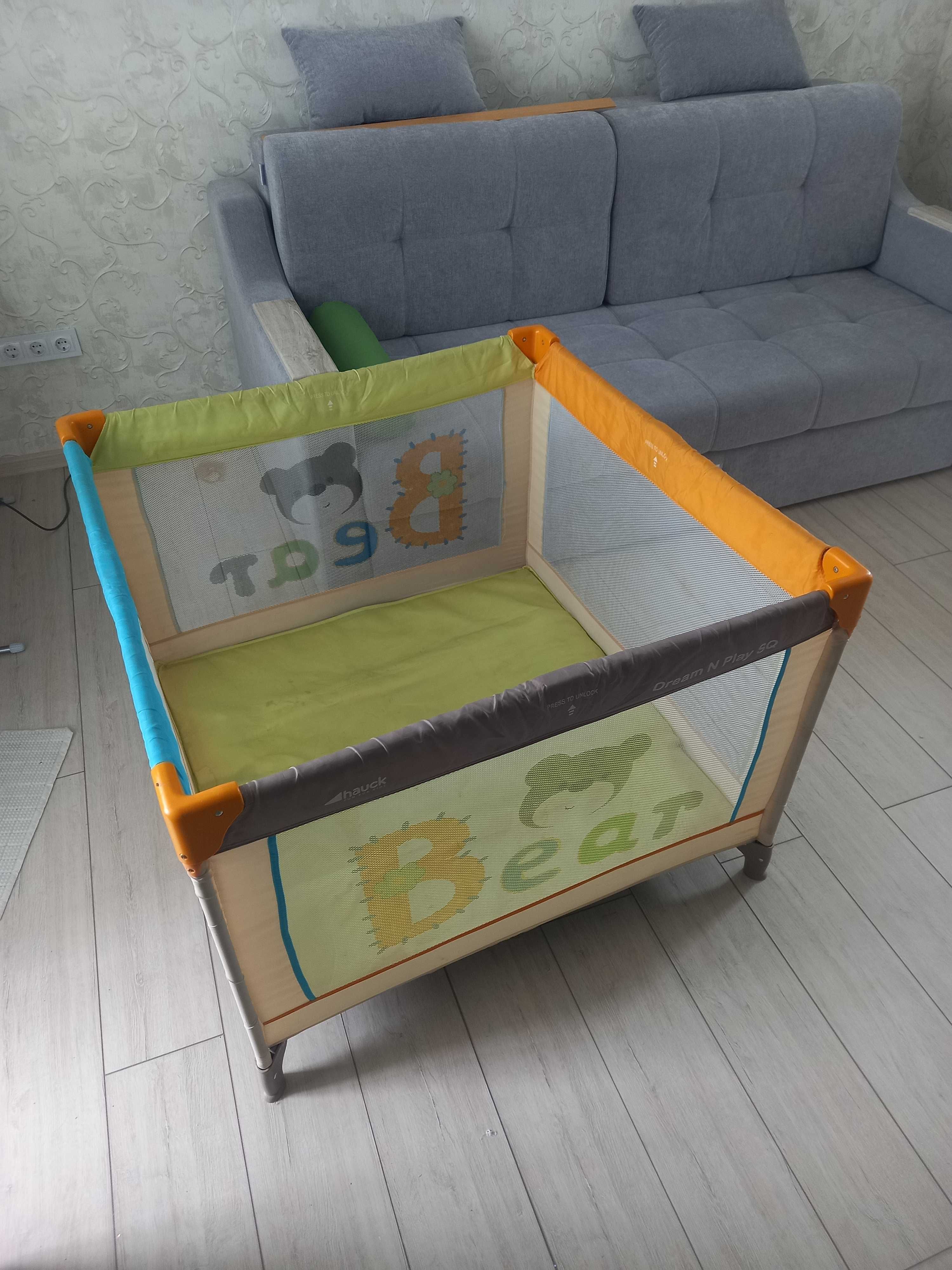 Игровой детский манеж Hauck