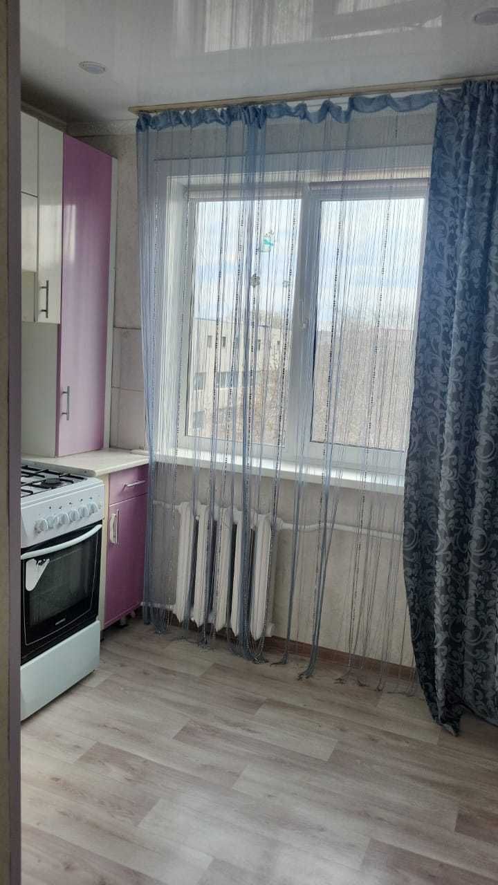 Продам 2к кв с хорошим ремонтом р-н УЮТ!!