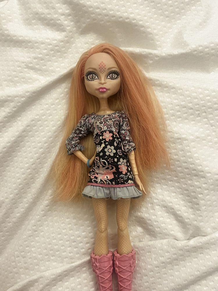 Monster High Vaperine Gorgon