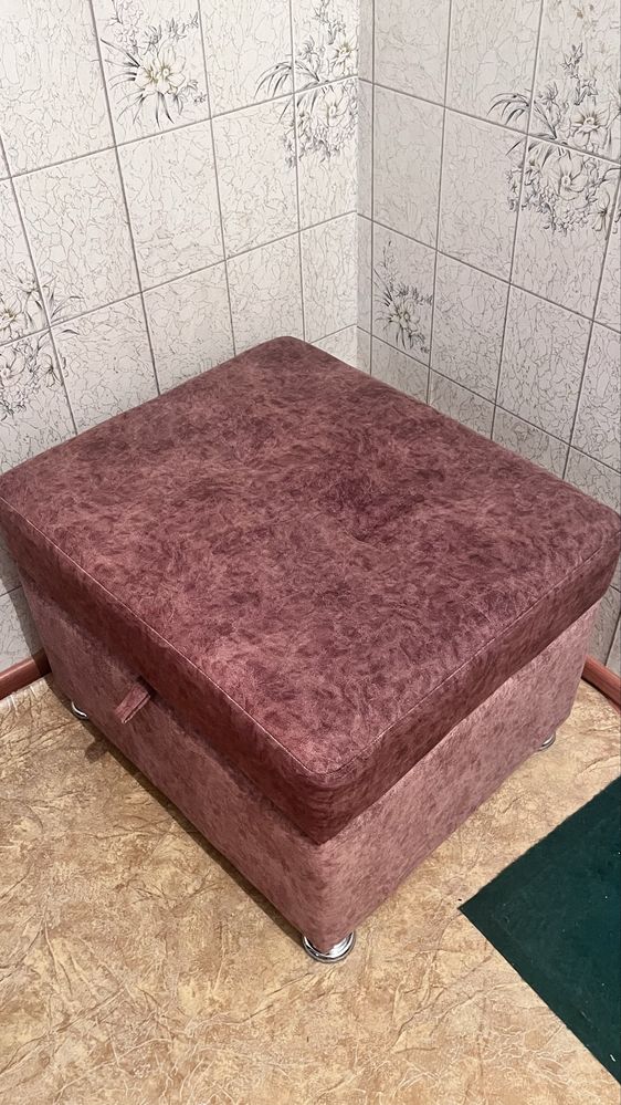 Продам угловой диван с креслом и пуфом- стиль, комфорт и удобство