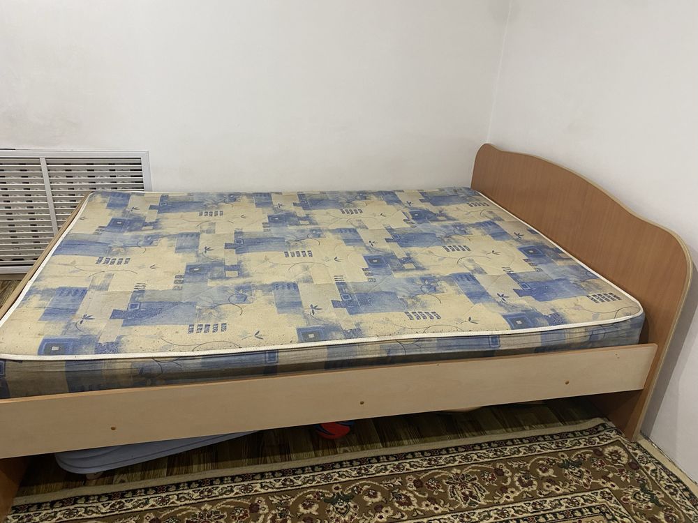 Продам кровать самовывоз