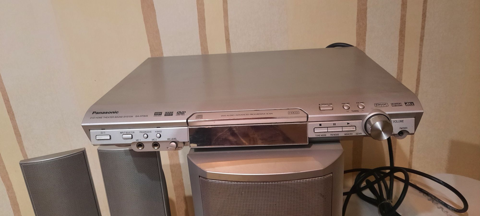 Продаю  домашний кинотеатр PANASONIK
