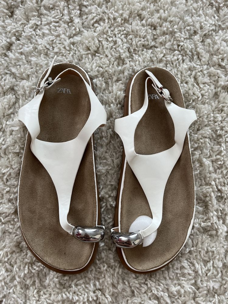 Сандали Zara нрвые 38-39 размер