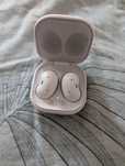 Galaxy buds live