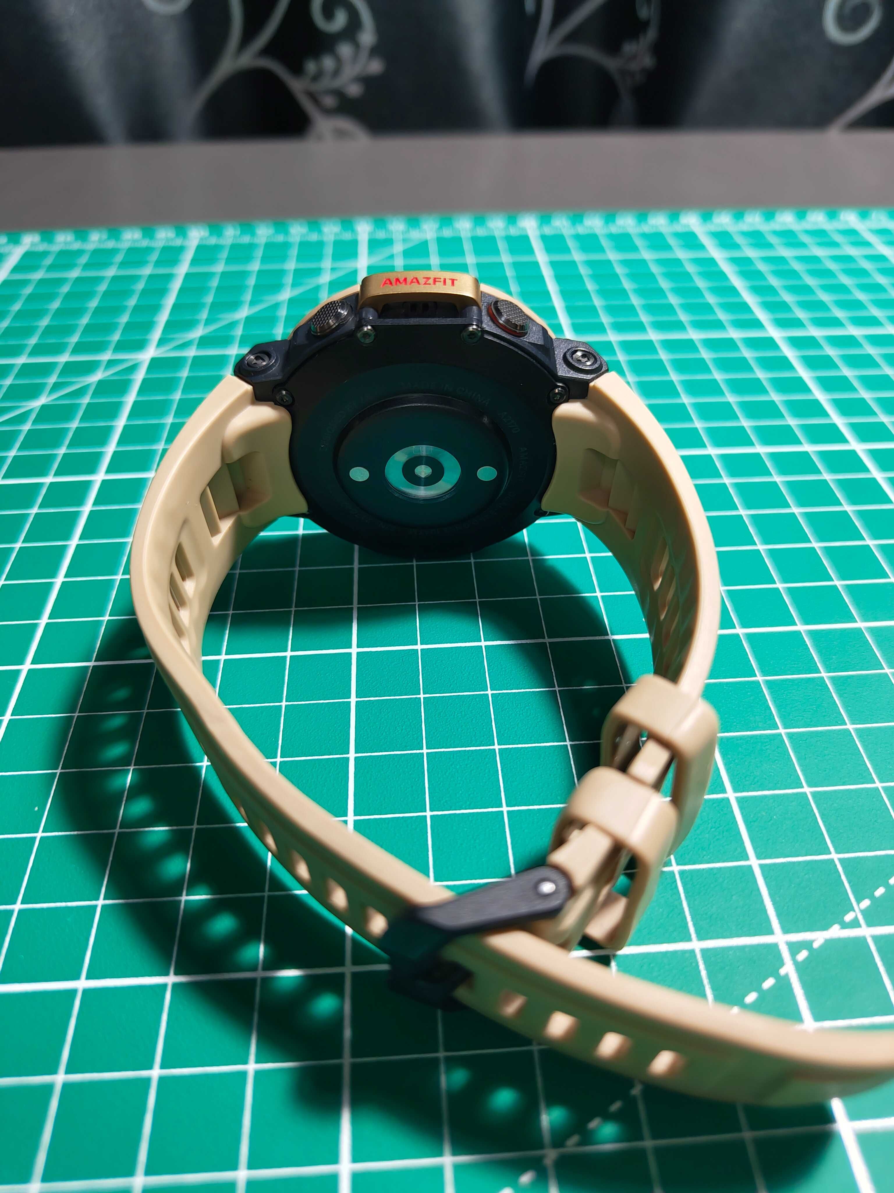 Смарт - Часы Amazfit T-Rex 2