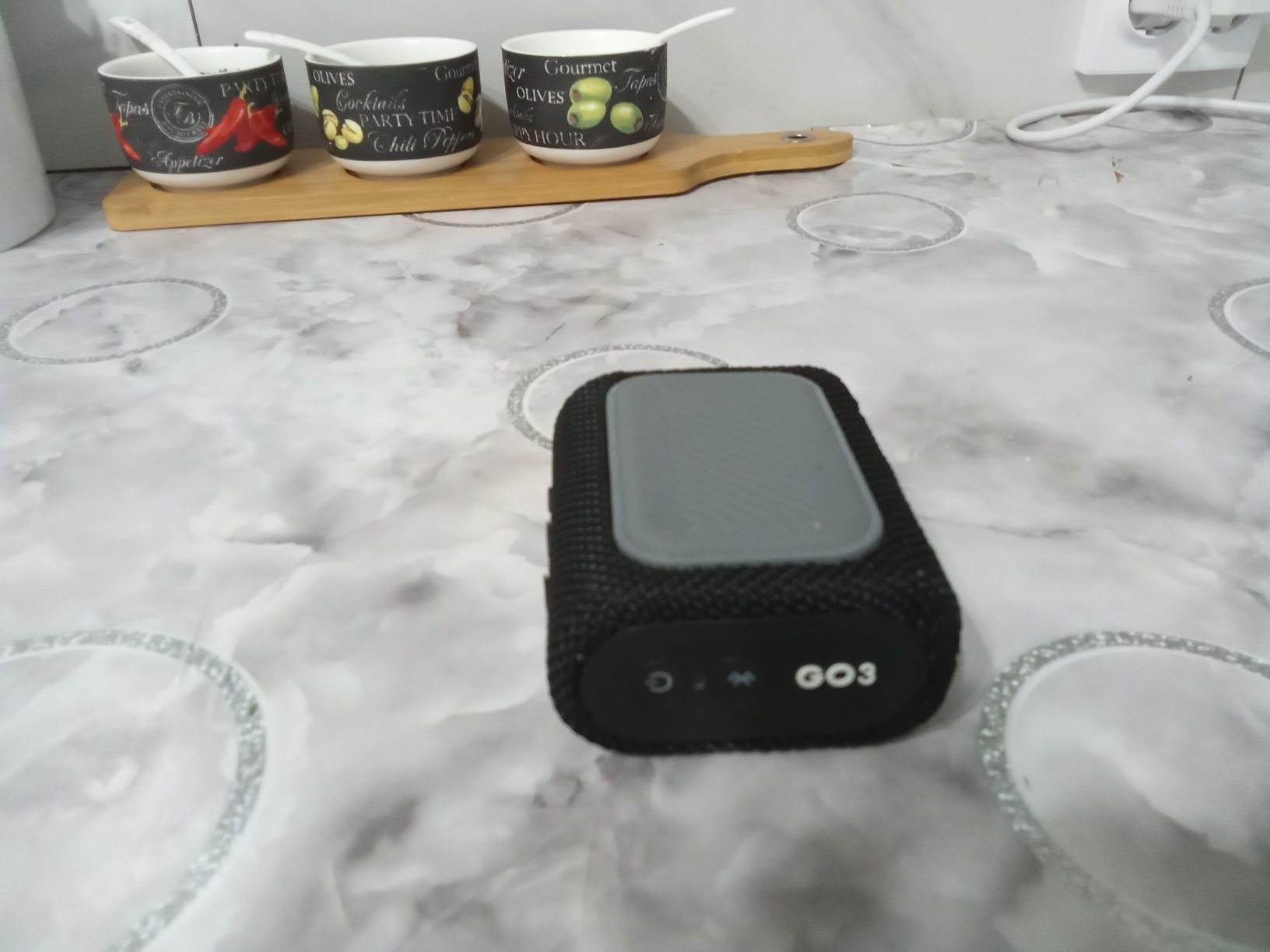 JBL GO 3 колонка купил за 27к тг продам за 17-15