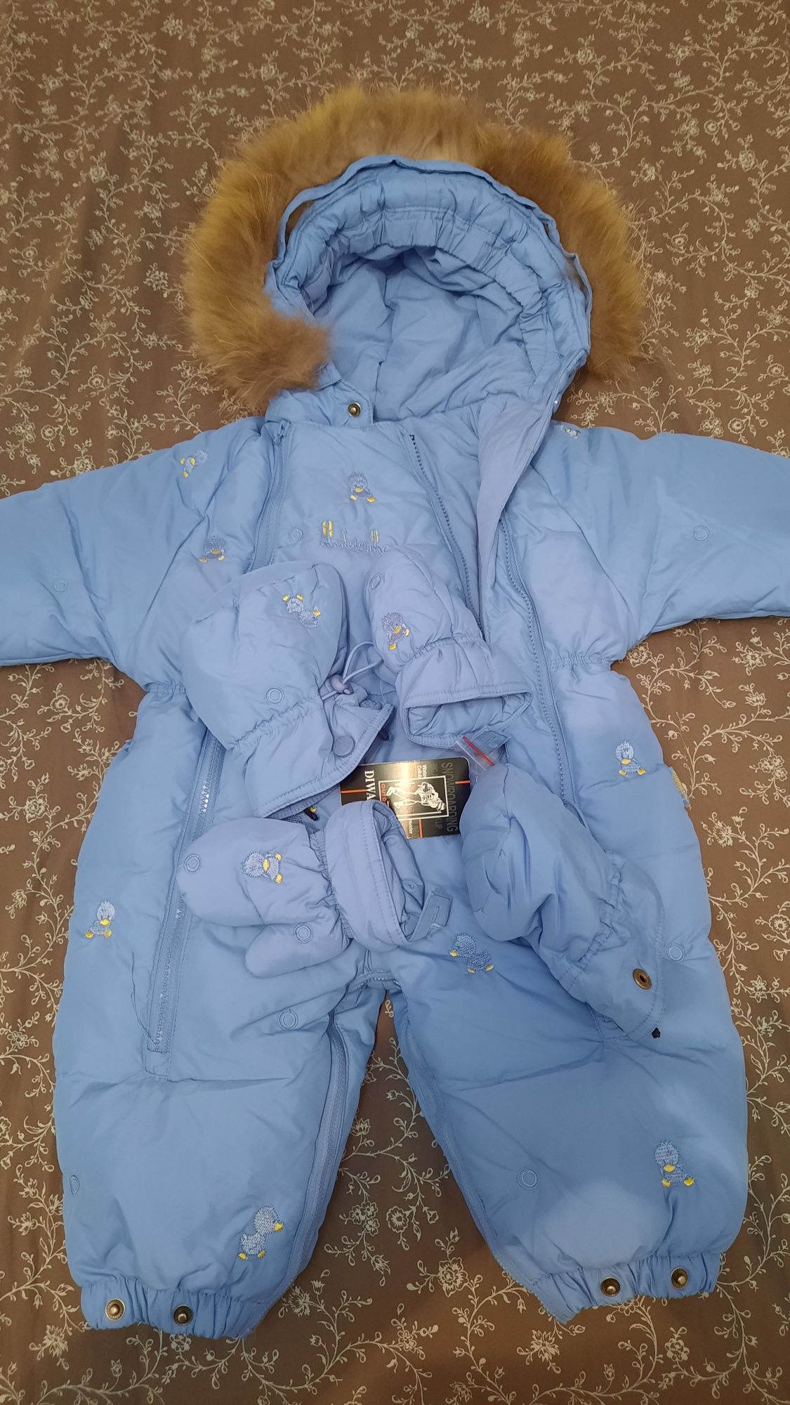 Детский пуховик  голубой
