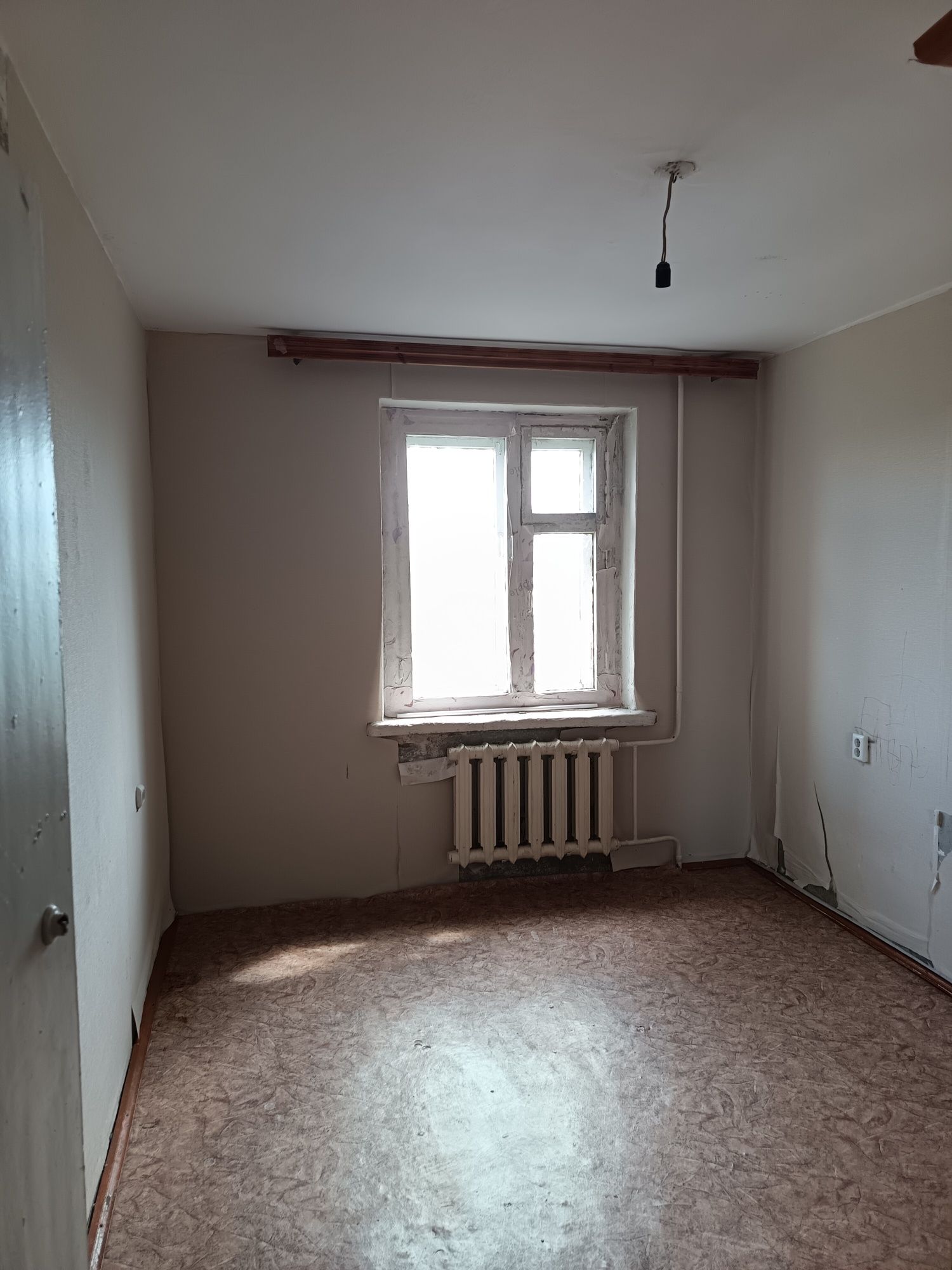 Сдам 2  комнатную квартиру