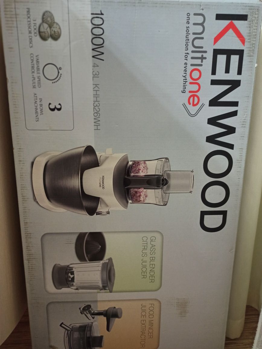 Продам кухонную машину Kenwood