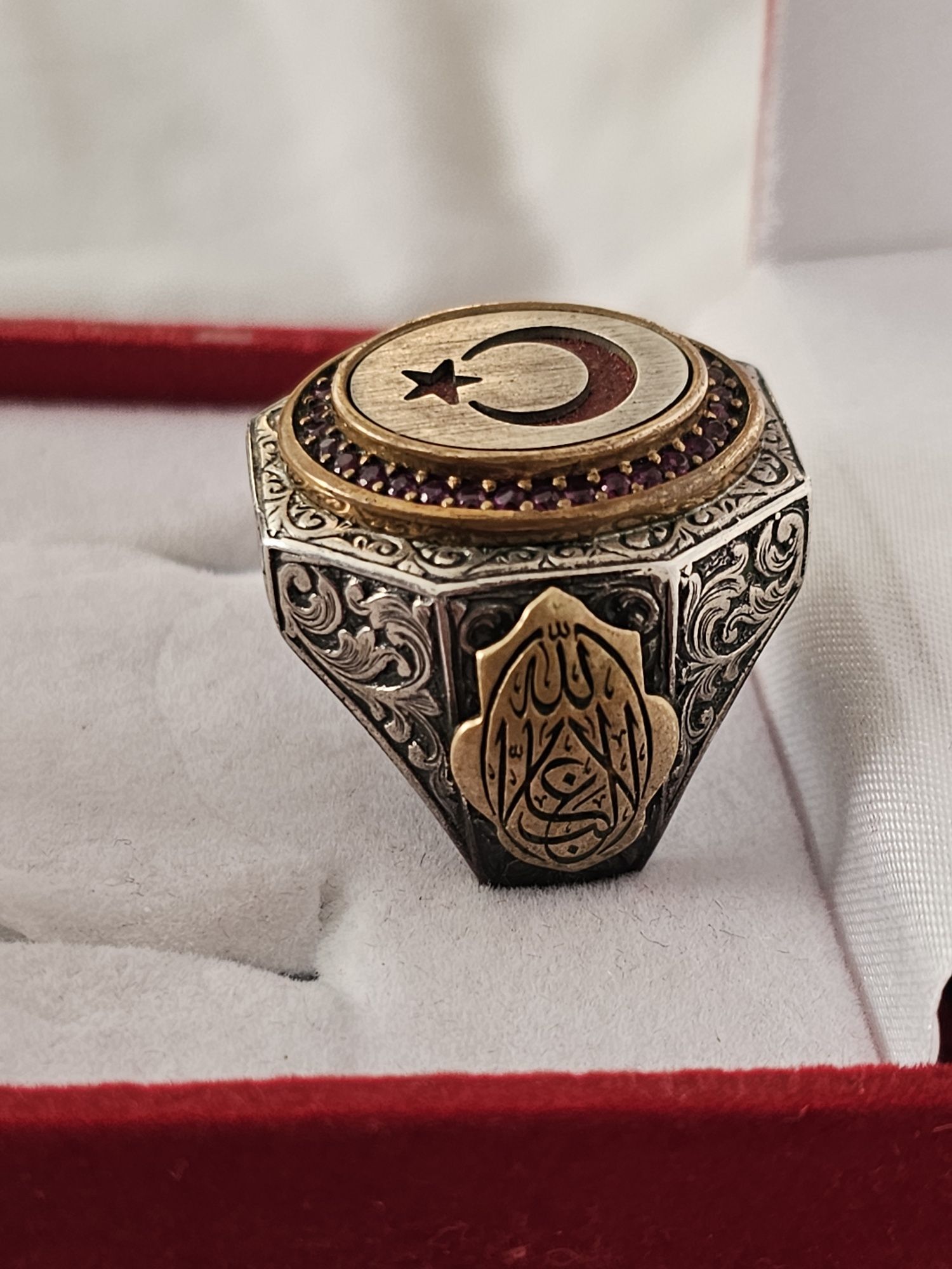 Продам Кольцо из Серебра