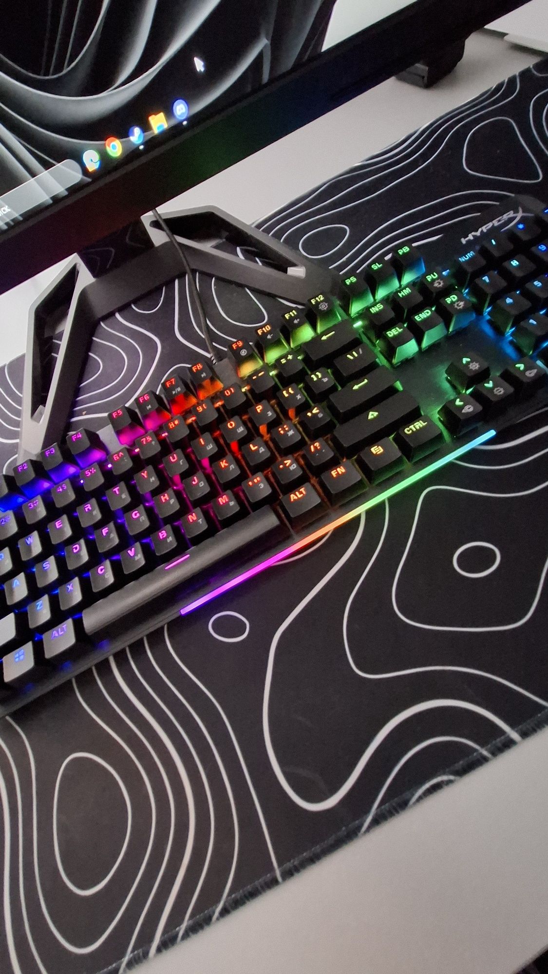 Клавиатура HyperX 100 размер, механическая