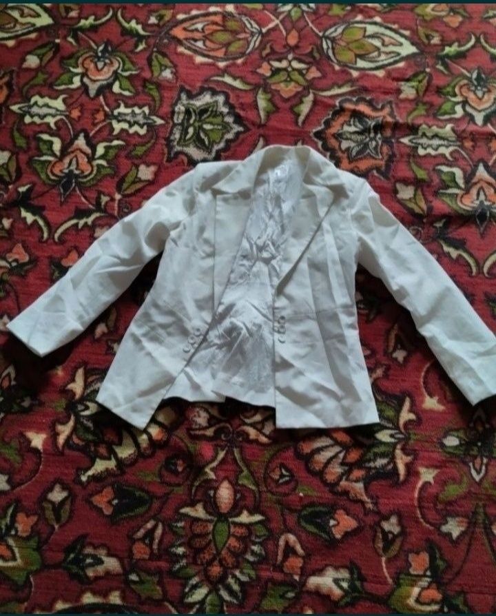 Платья,Юбки,Кофты,Костюм,Джинсы,Пиджак