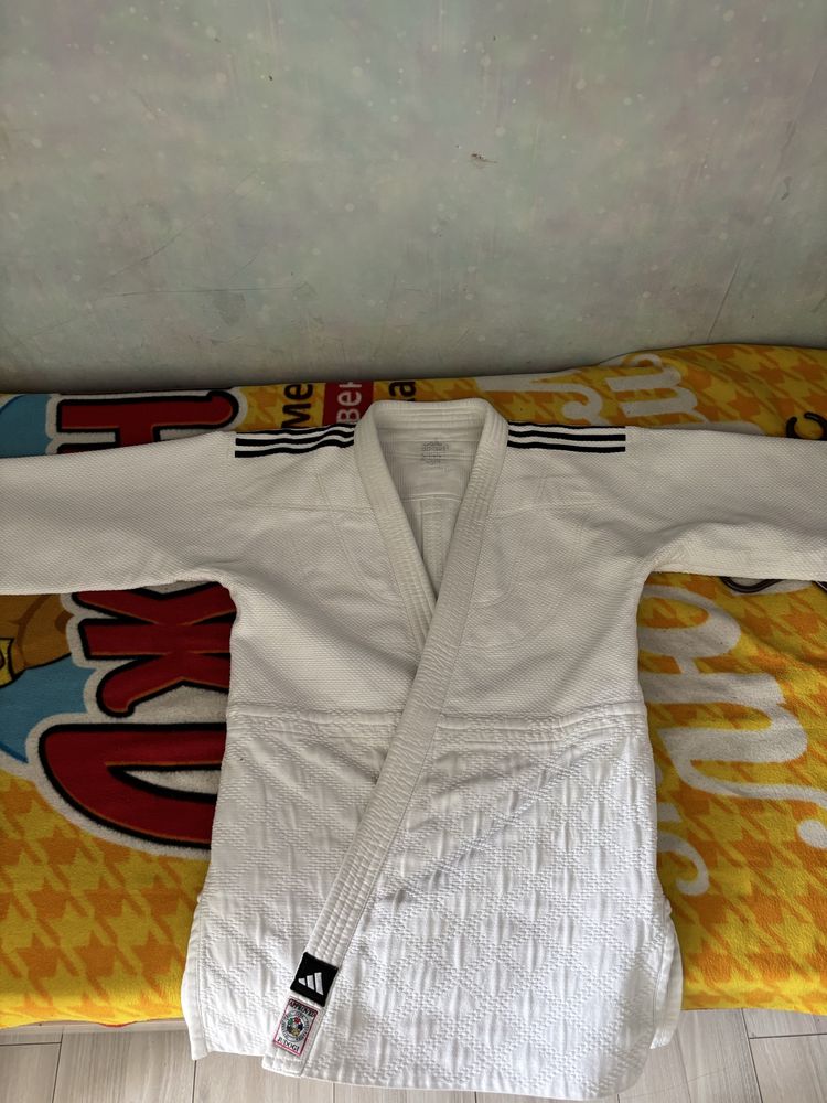 кимоно adidas champion 3,почти новый одевали не долго
