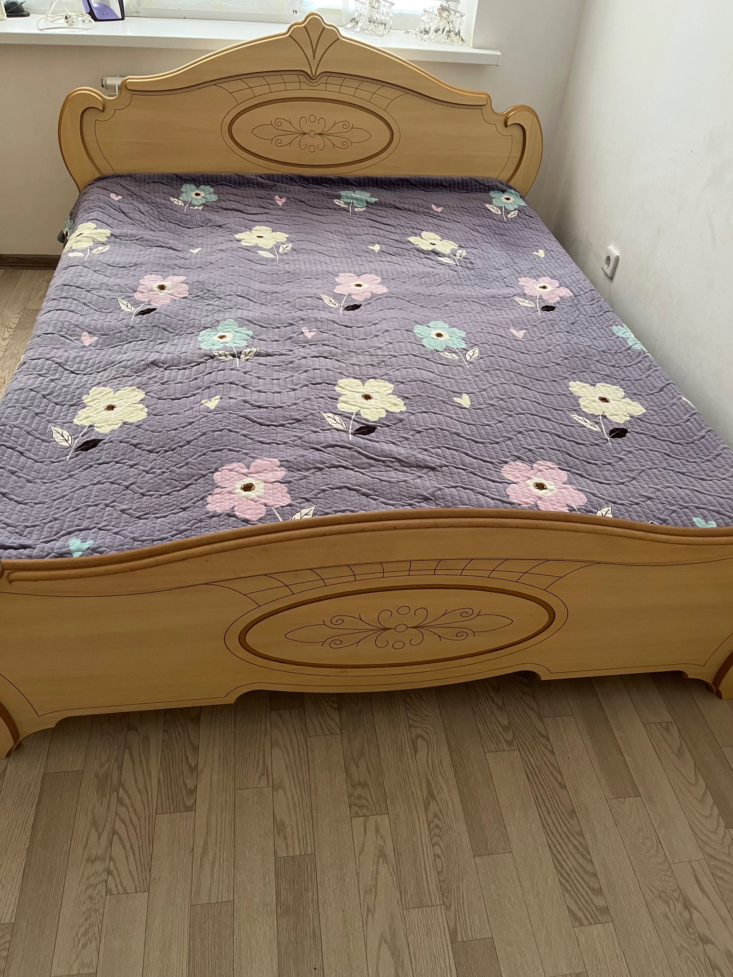 Продам кровать двухспальная