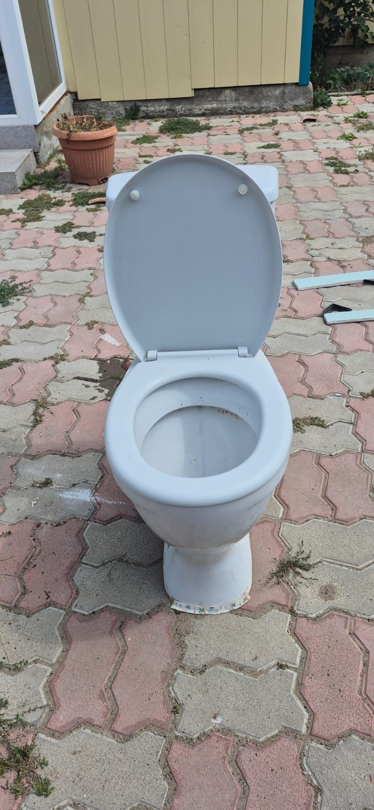 Унтаз б/у нормальное состояние