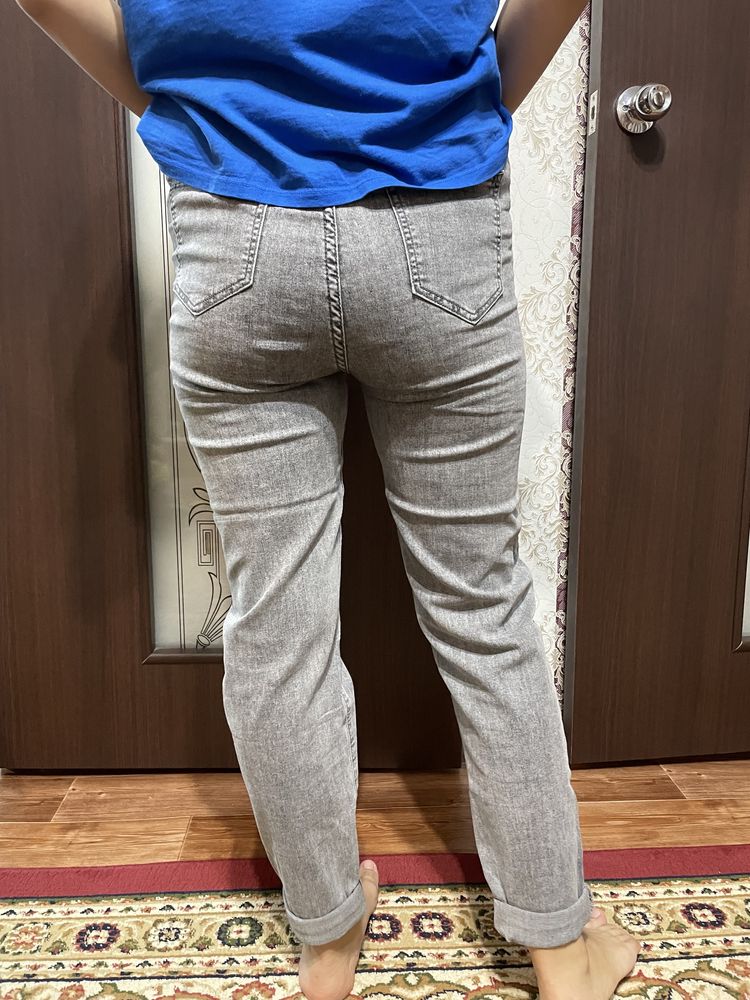 Продам джинсы для беременных