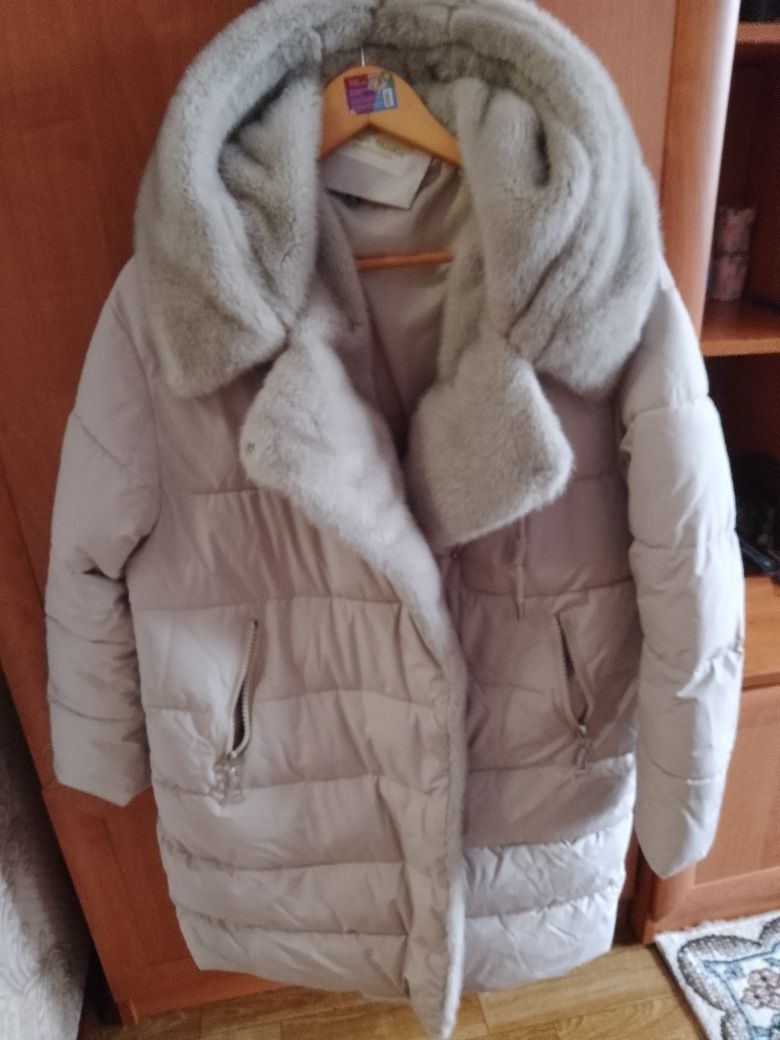 Продам куртку зима
