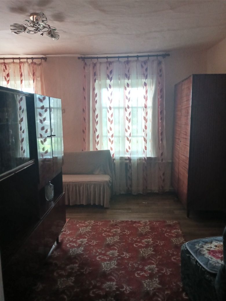 Продам дом 85кв.м с участком  18 соток в пригороде