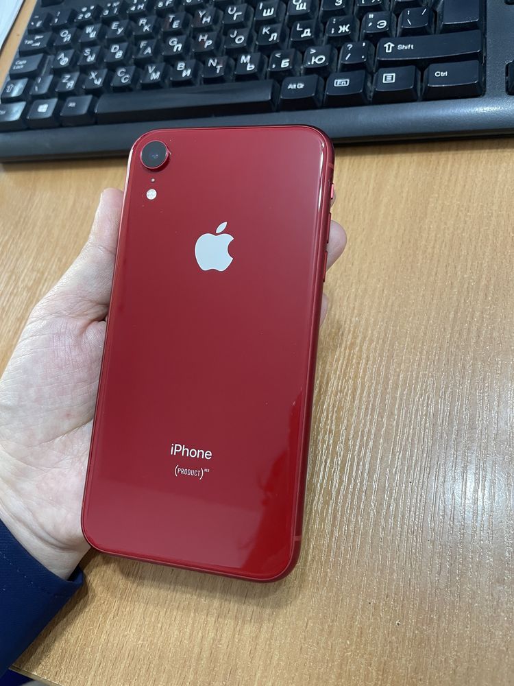 Iphone XR (64гб) хорошем состоянии, батарейка 90%