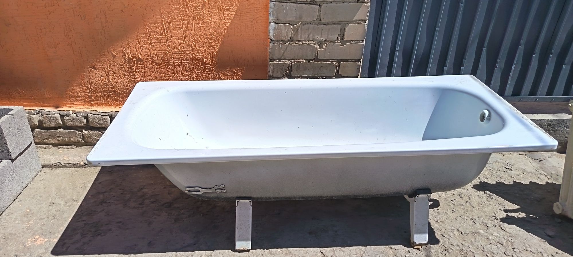 Есик сатылады 35000т