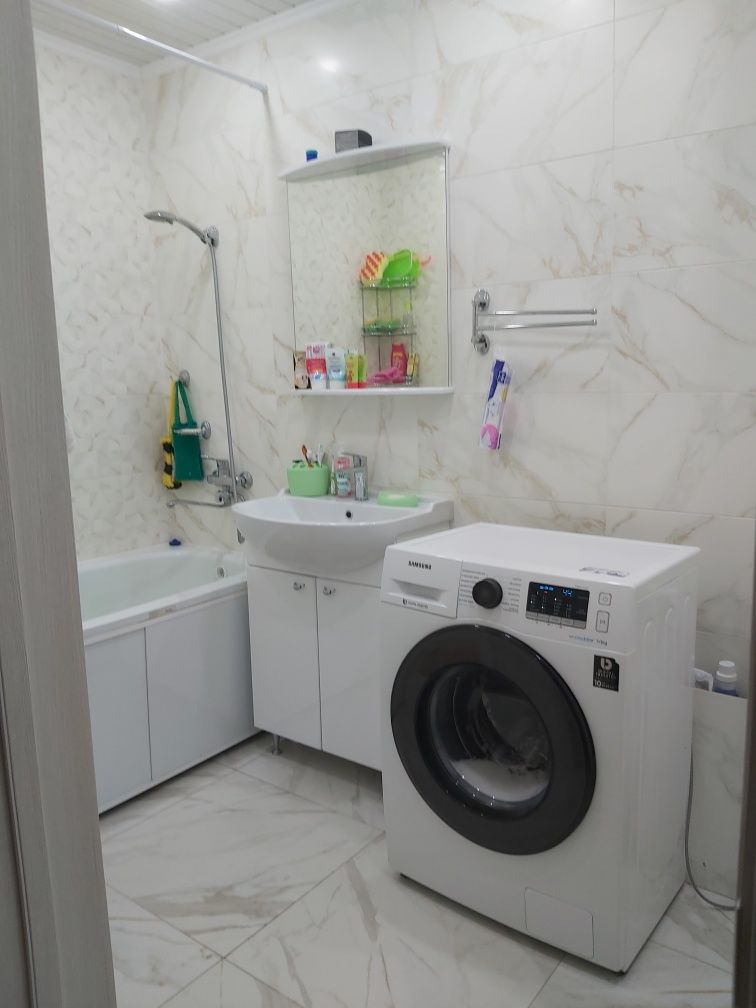 Продам 2-комнатную улучшенную квартиру