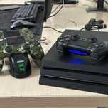 PS4 Pro 1TB + 3 геймпада + Топ игры + Dock + Аним.обои GOT