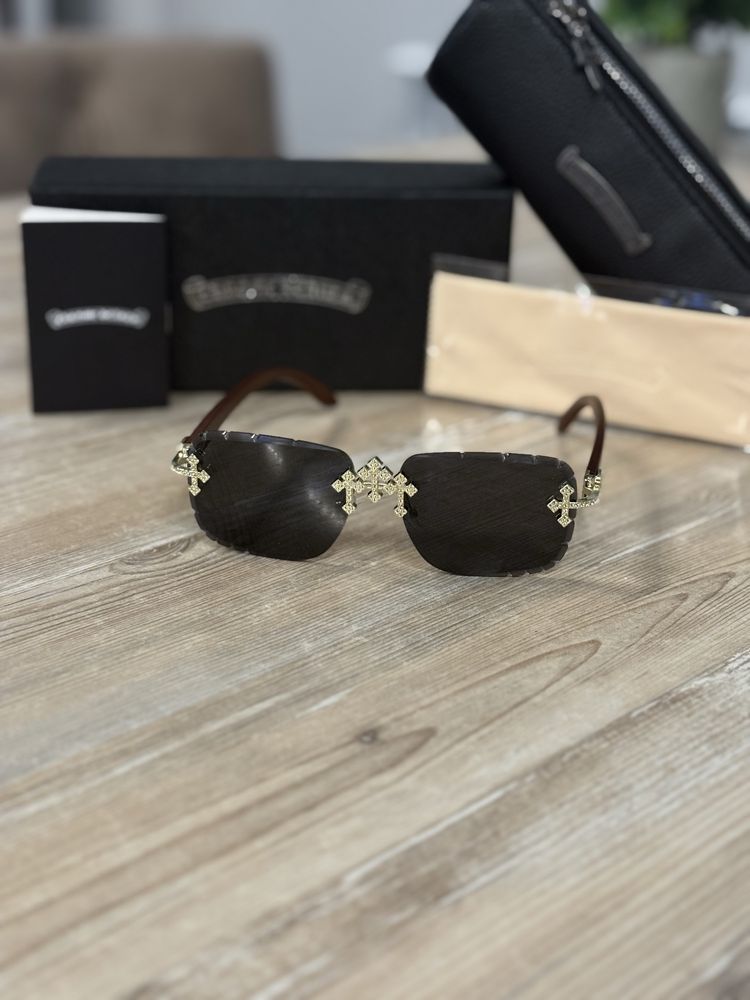 Солнцезащитные очки «CHROME HEARTS»