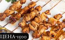 Готовый мариновный мясо для шашлыка