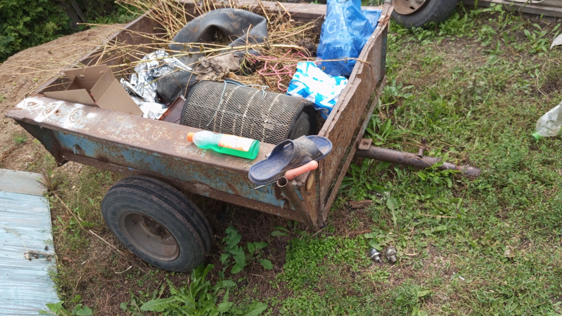 Продам прицеп ..