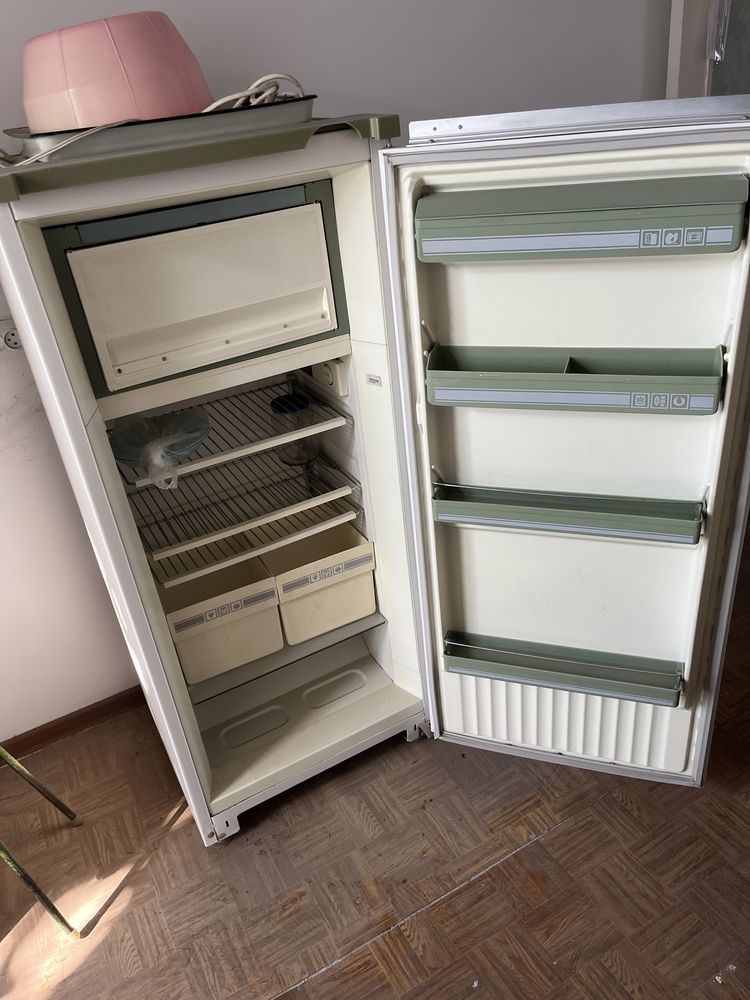 Продается холодильник б/у