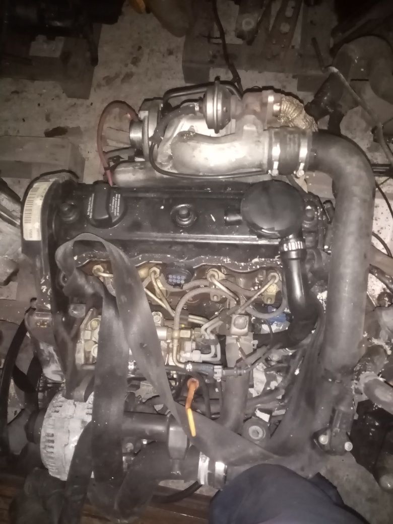 Бампер передний, задний на VW Passat B5+ из Германии