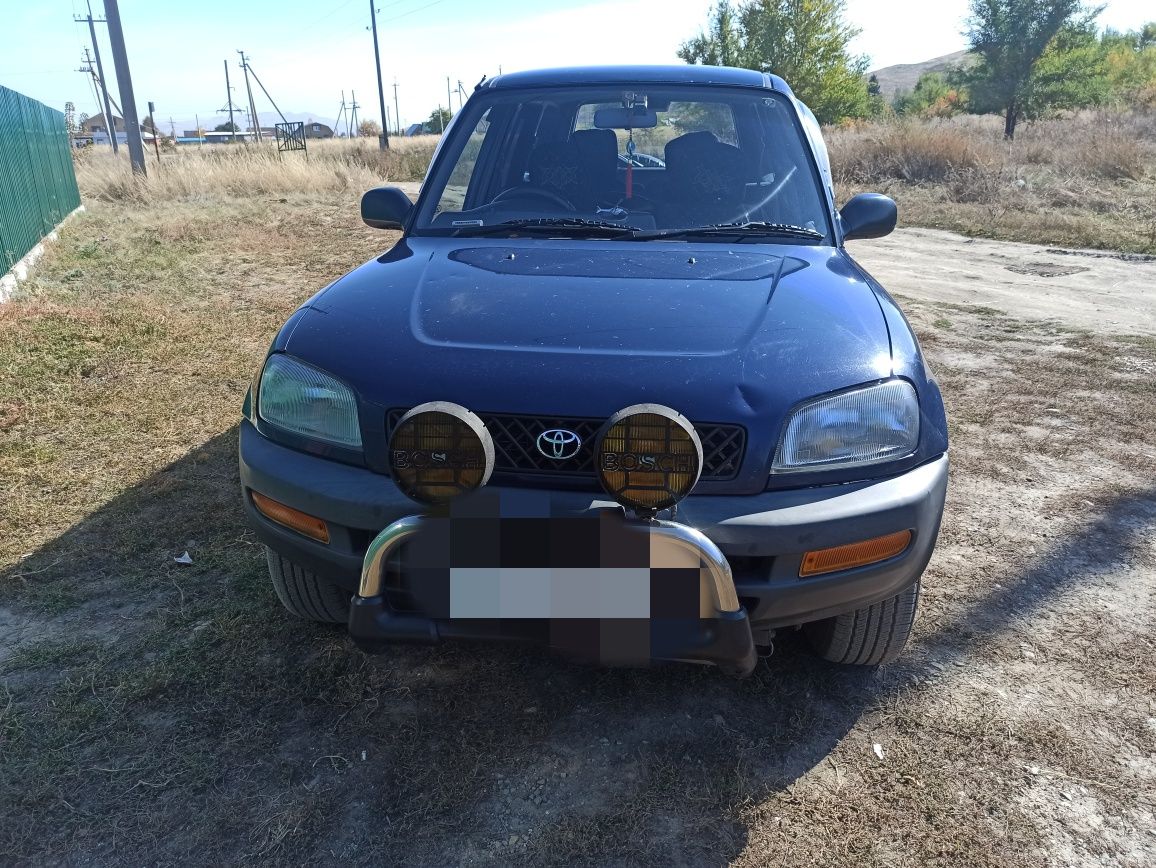 Продам Рав 4 1 поколения в родной краске
