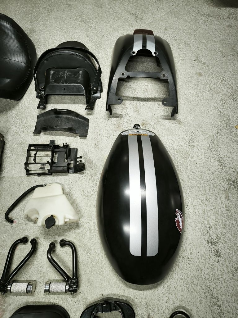 Запчасти от мотоцикла Harley Davidson V Rod 2010