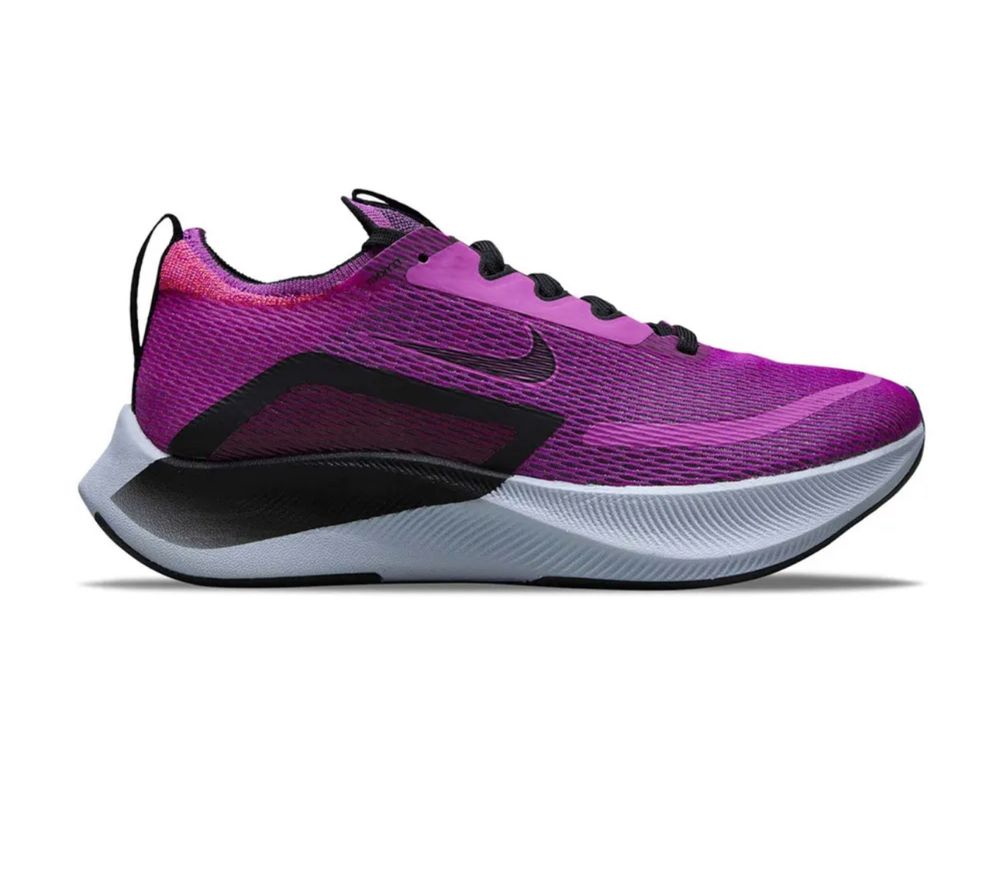 Беговые кроссовки Nike Zoom Fly 4