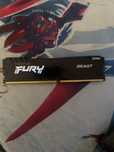Продам озу DDR4 Kingston Fury Beast