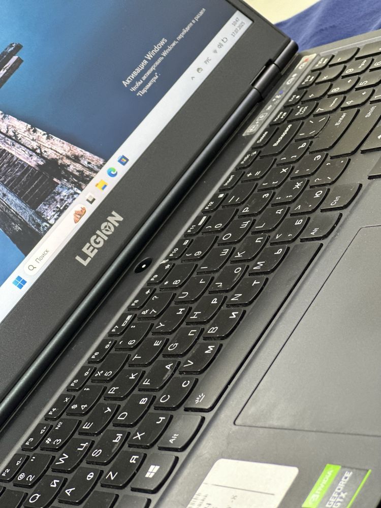 Lenovo AMD Ryzen5-4 GTX 1660
