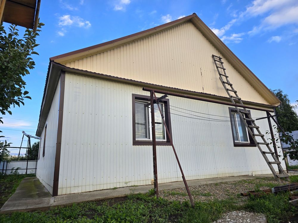 Продам дом 112 м² на участке 15 соток в поселке Белоусовка.