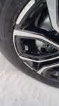 Продам новые зимние шипованные шины 205/55/16  Bridgestone Blizzak