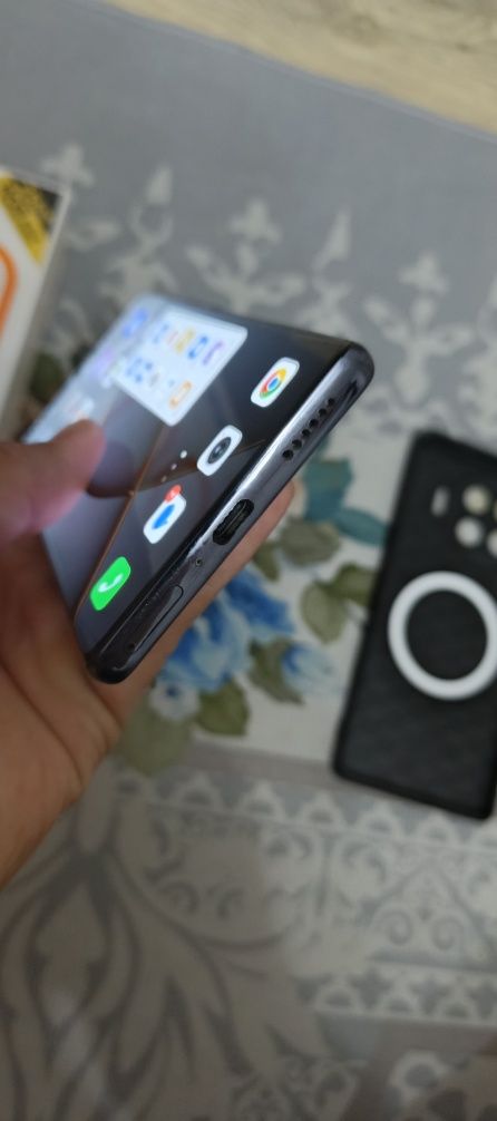 Продам смартфон Techno spark 20 +pro