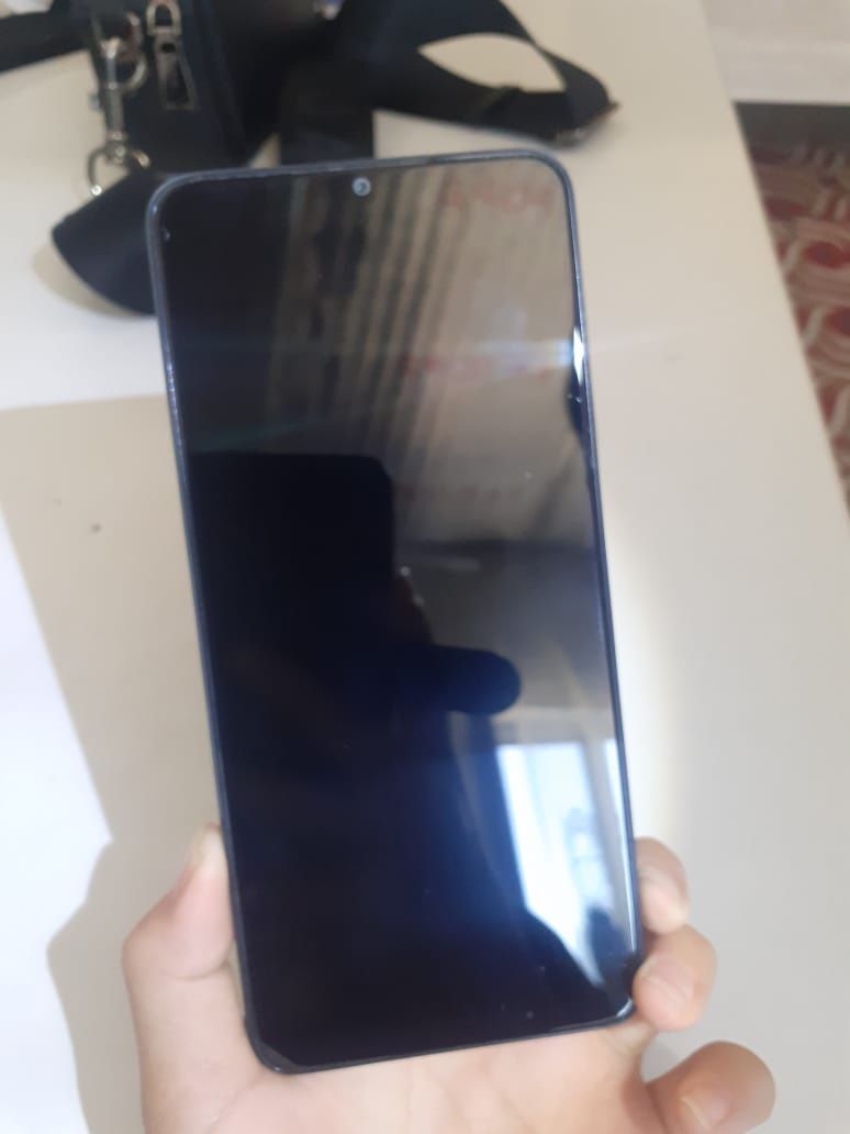 Redmi 13C срочно, торг уместен