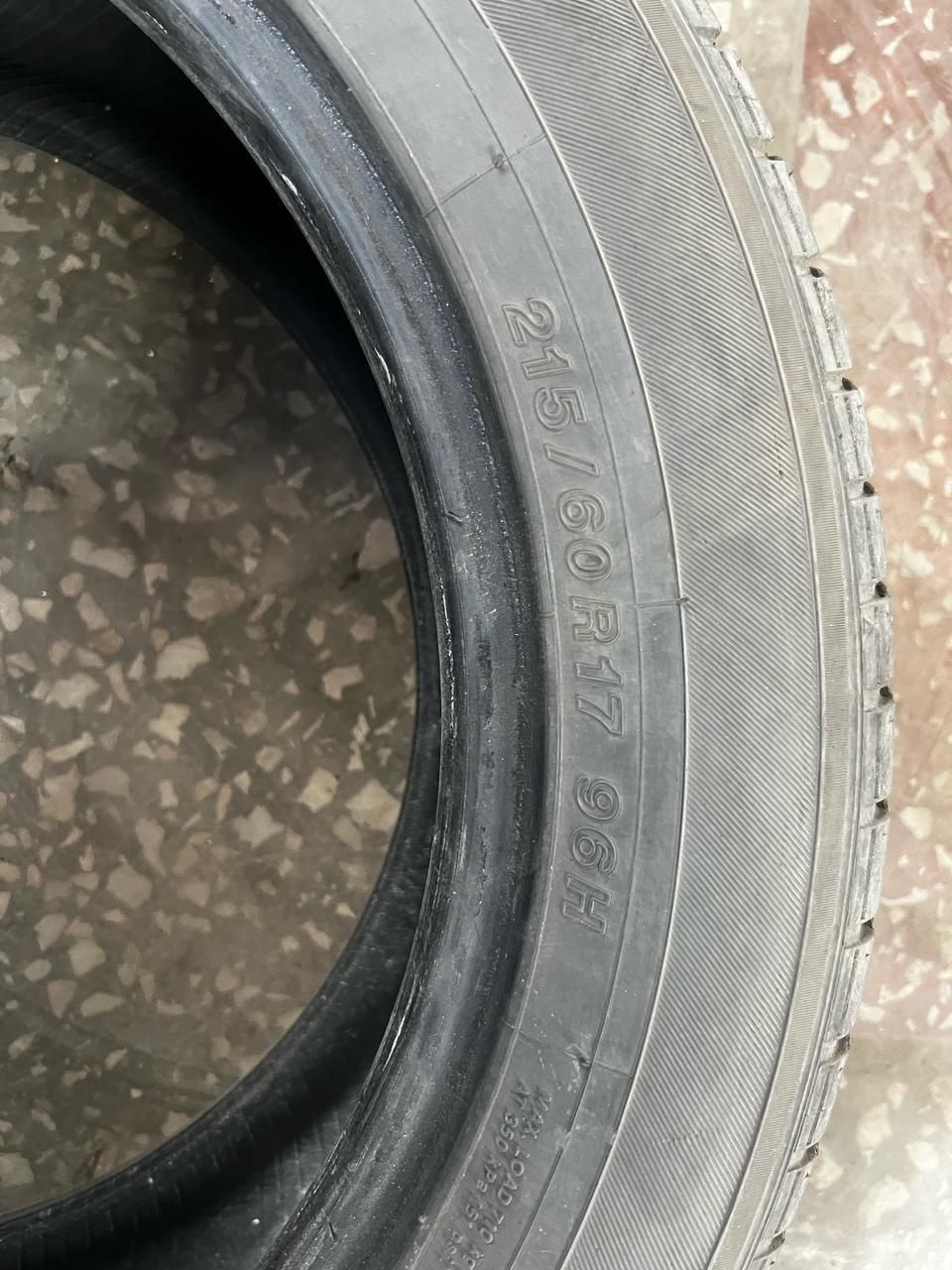 Продам диски с резиной от Мерседеса