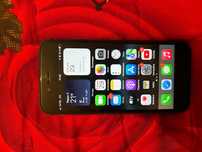 Iphone 8 акб 76%.