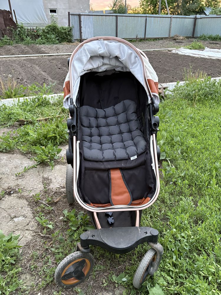 Продам детскую коляску