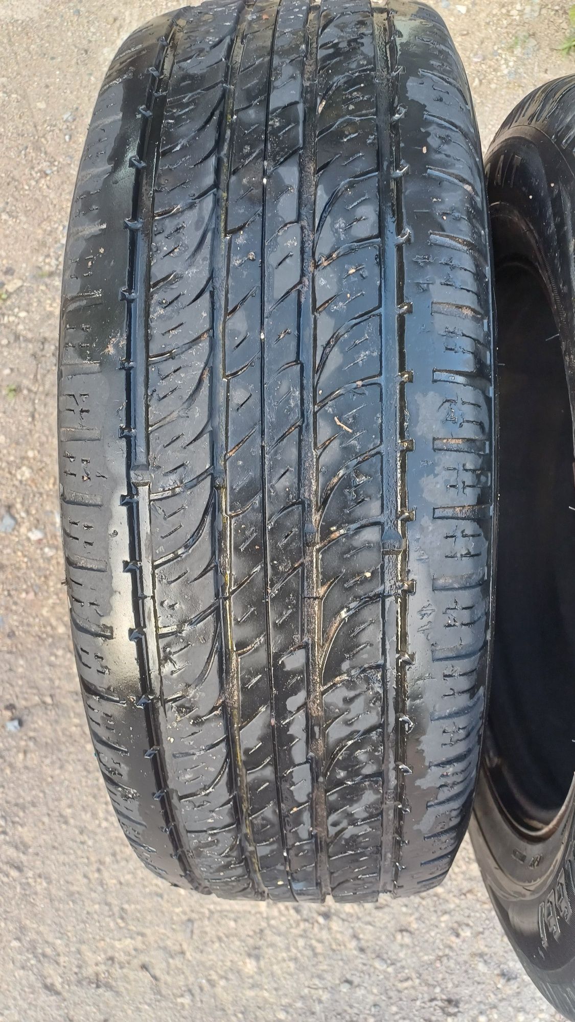 Продам резину б/у три балона на R20.275х55хR20 117V XL M+S