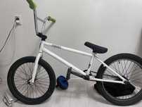 Продам BMX велосипед CYGNUS