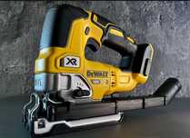 Лобзик аккумуляторный DeWalt DCS334N