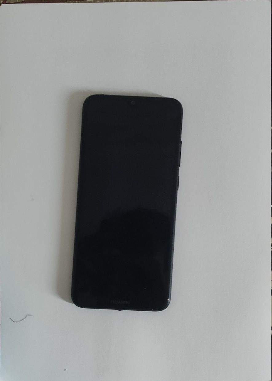 Смартфон Huawei Y6 2019 телефоны , смартфоны , электроника