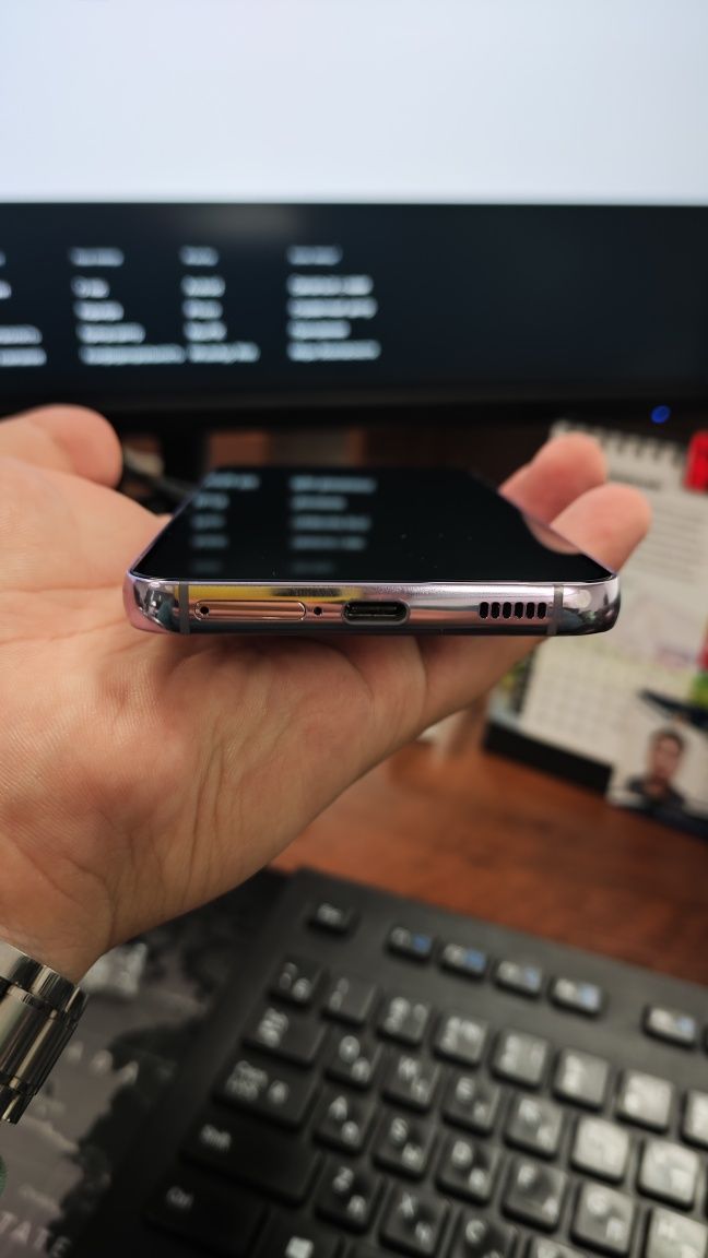 Samsung s22, Demo